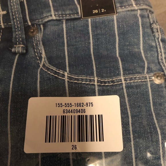 Abercrombie high rise ankle jeans - Picture 3 of 8